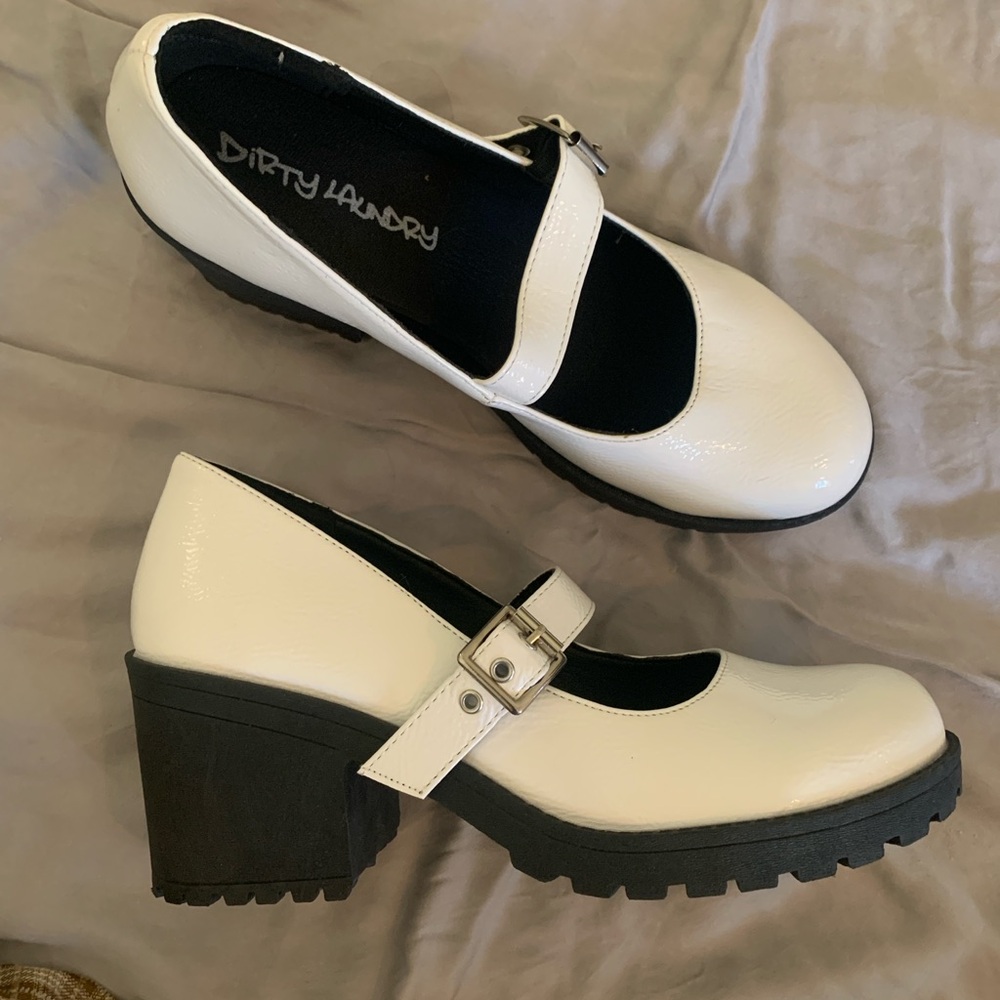 Dirty Laundry Women's White Chunky Heel Mary Janes